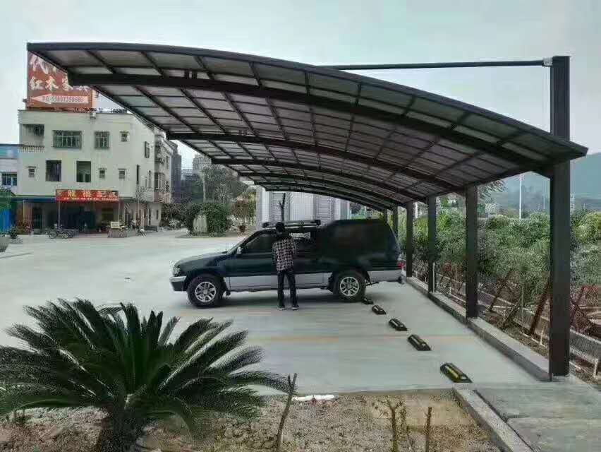 狐頂型單邊車(chē)棚